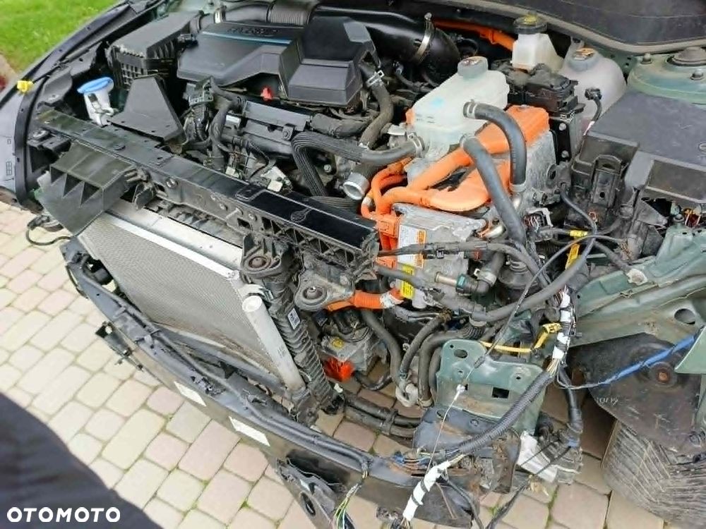 Kia Sportage 1.6 T-GDI PHEV Business Line 4WD - 16