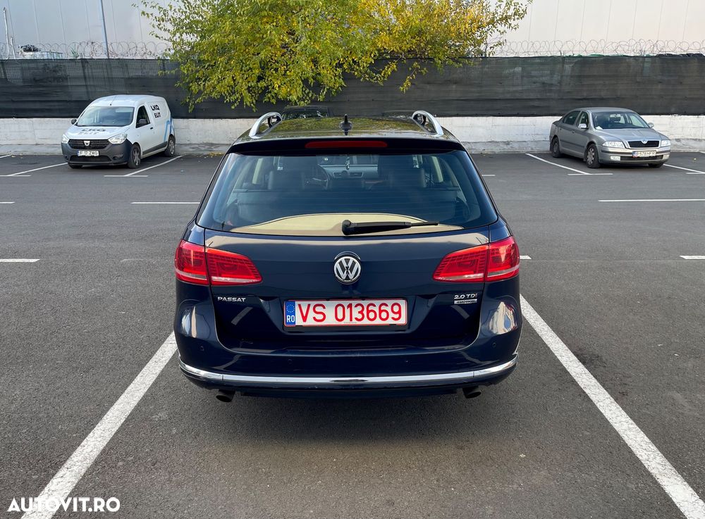 Volkswagen Passat Variant 2.0 TDI 4Motion DPF DSG Highline - 5