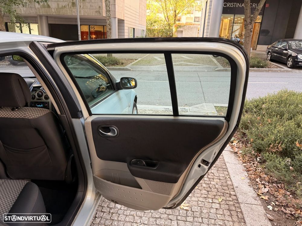 Renault Mégane 1.5 dCi Confort Dynamique - 17