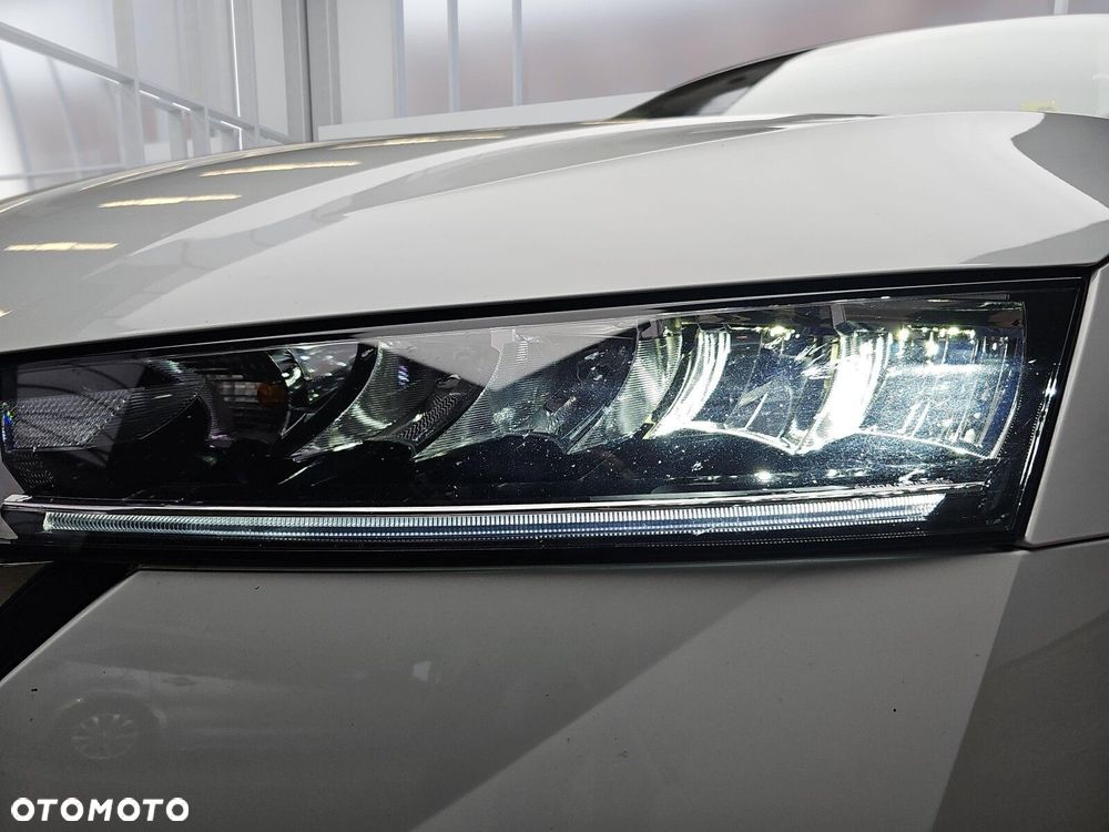 Skoda Octavia 2.0 TDI SCR Ambition DSG - 32