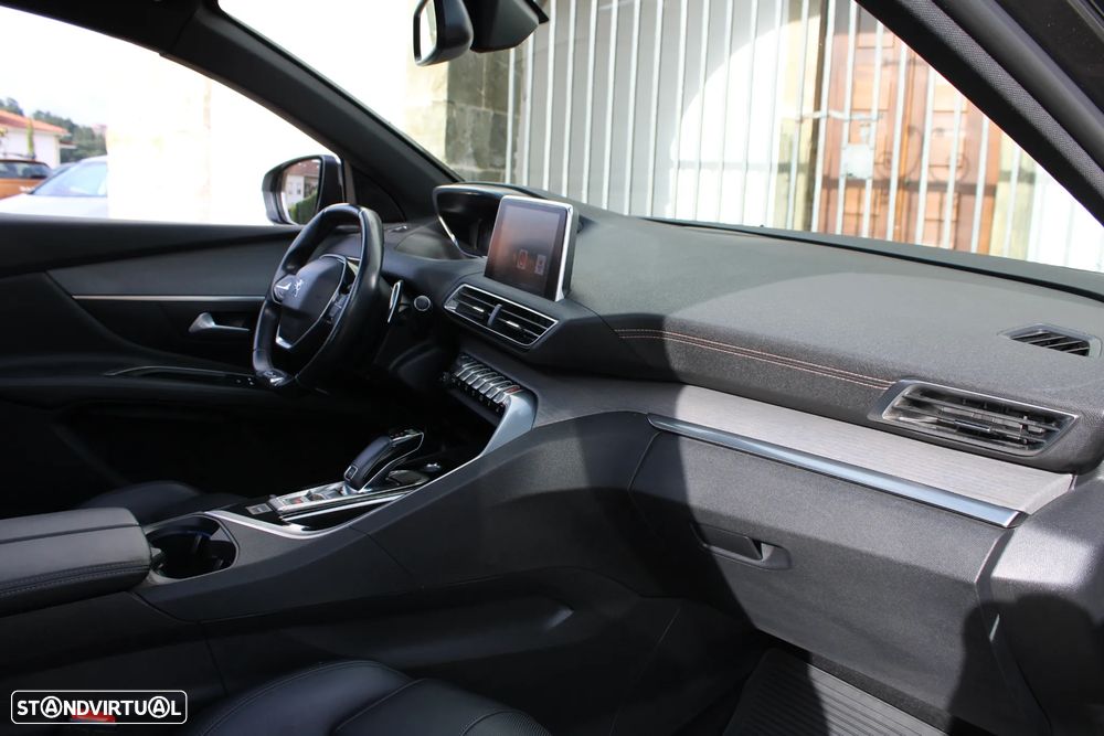 Peugeot 3008 2.0 BlueHDi GT EAT8 - 17