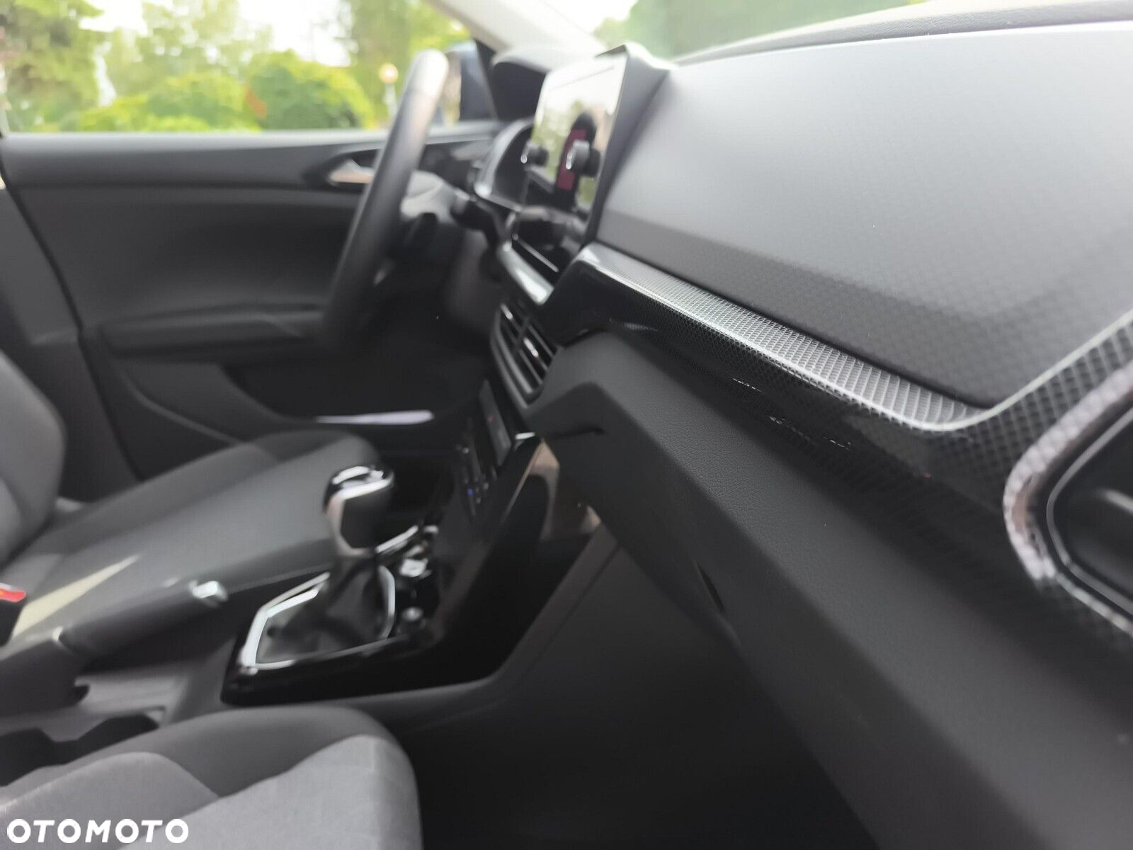 Volkswagen T-Cross - 26