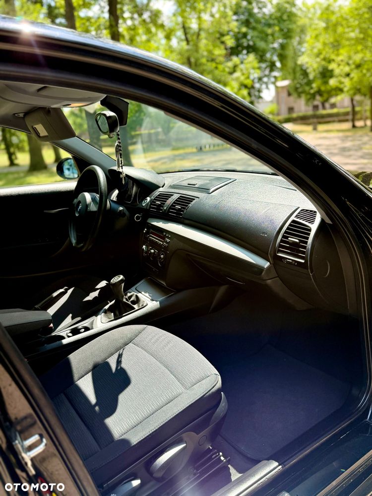 BMW Seria 1 116i - 12