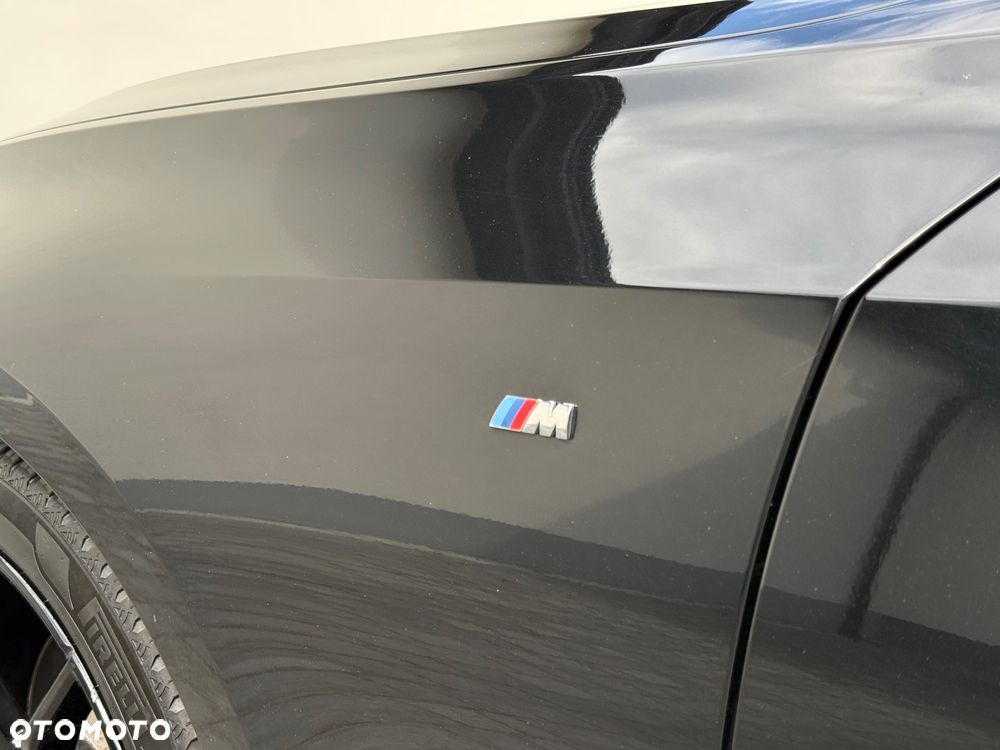 BMW Seria 3 320d M Sport - 12