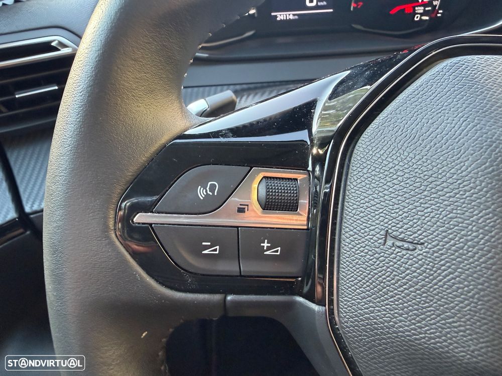 Peugeot 2008 - 18
