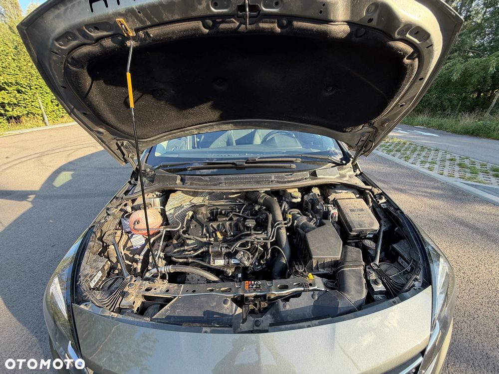 Opel Astra 1.2 T Edition S&S - 33