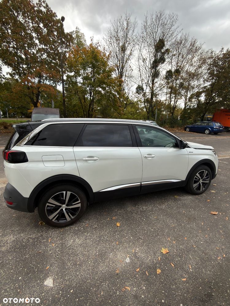 Peugeot 5008 - 8