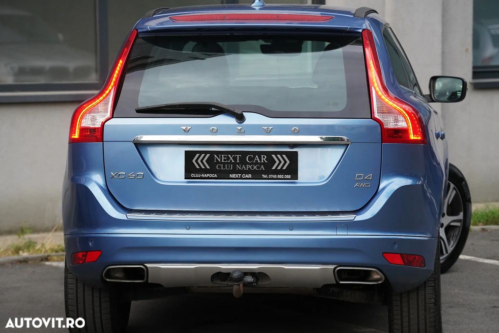 Volvo XC 60 D4 AWD Geartronic Summum - 4