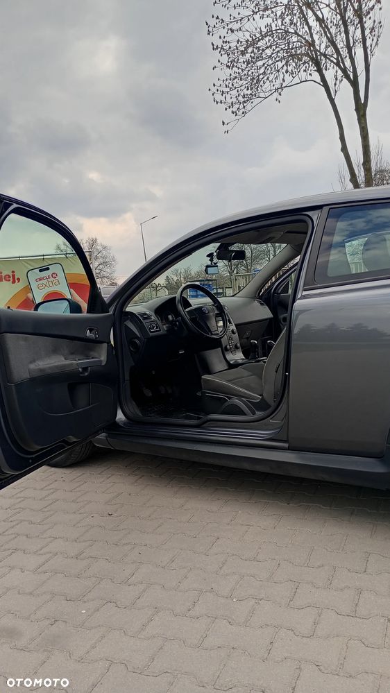 Volvo C30 1.6D - 11