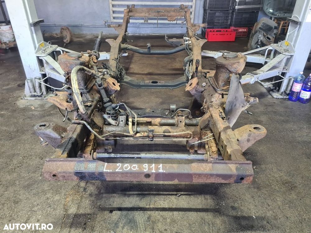 Sasiu Mitsubishi L200 Facelift 2.5 Diesel 2014 2010 - 2015 SUV (911) - 7