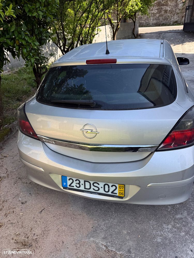 Opel Astra GTC 1.7 CDTI - 2
