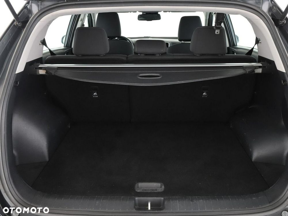 Kia Sportage 1.7 CRDI 2WD Attract - 21