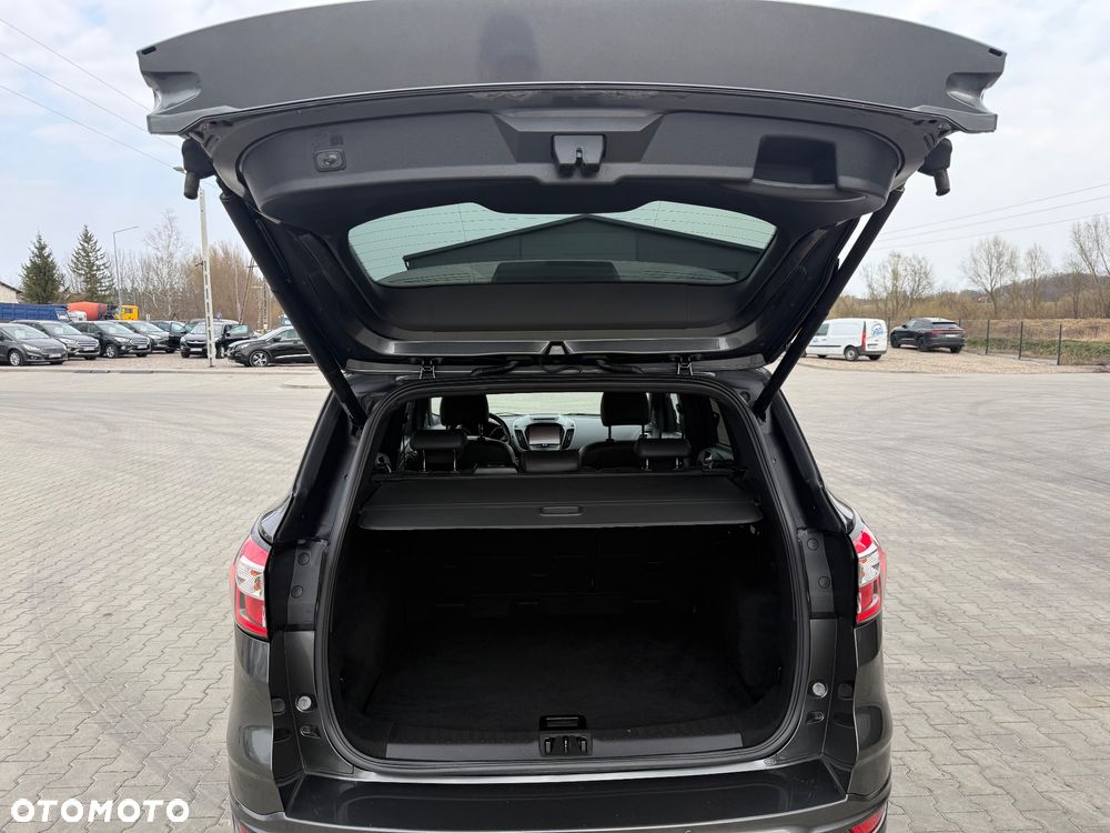 Ford Kuga 2.0 TDCi 4x4 ST-Line - 11