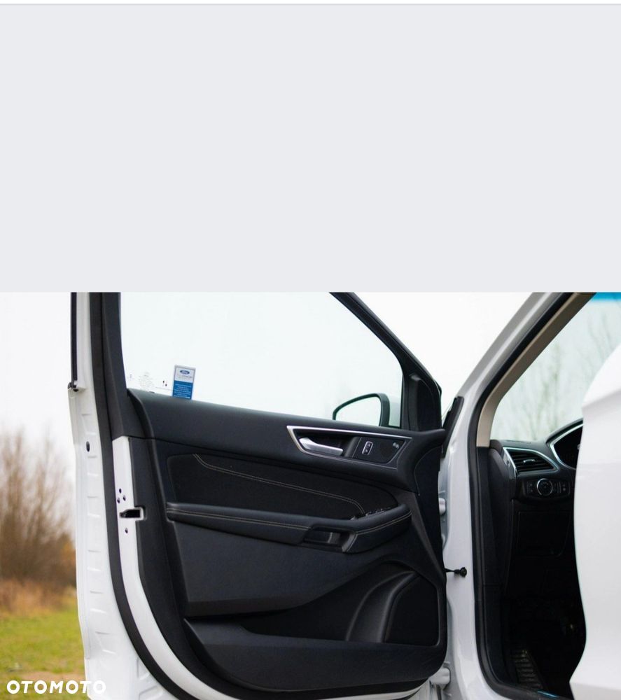 Ford Edge 2.0 EcoBlue Twin-Turbo 4WD Titanium - 34