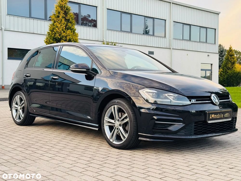 Volkswagen Golf - 2