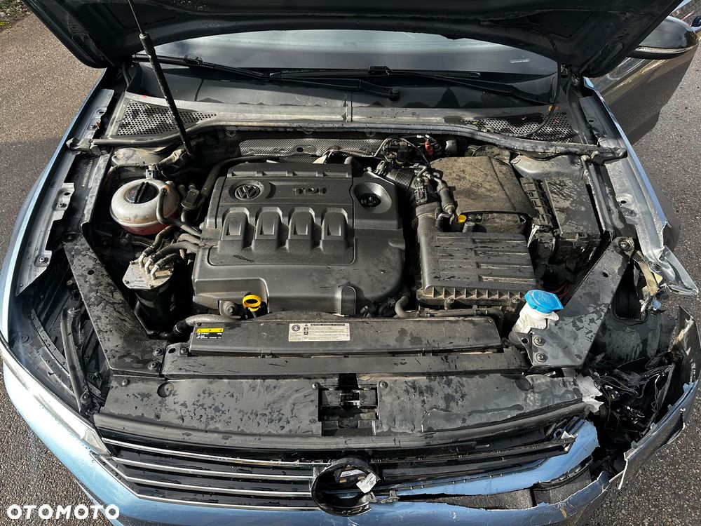 Volkswagen Passat - 19