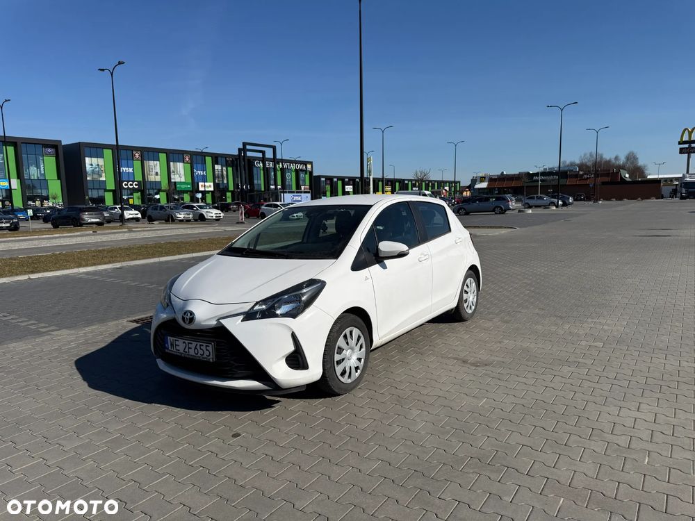 Toyota Yaris 1.5 Active - 9