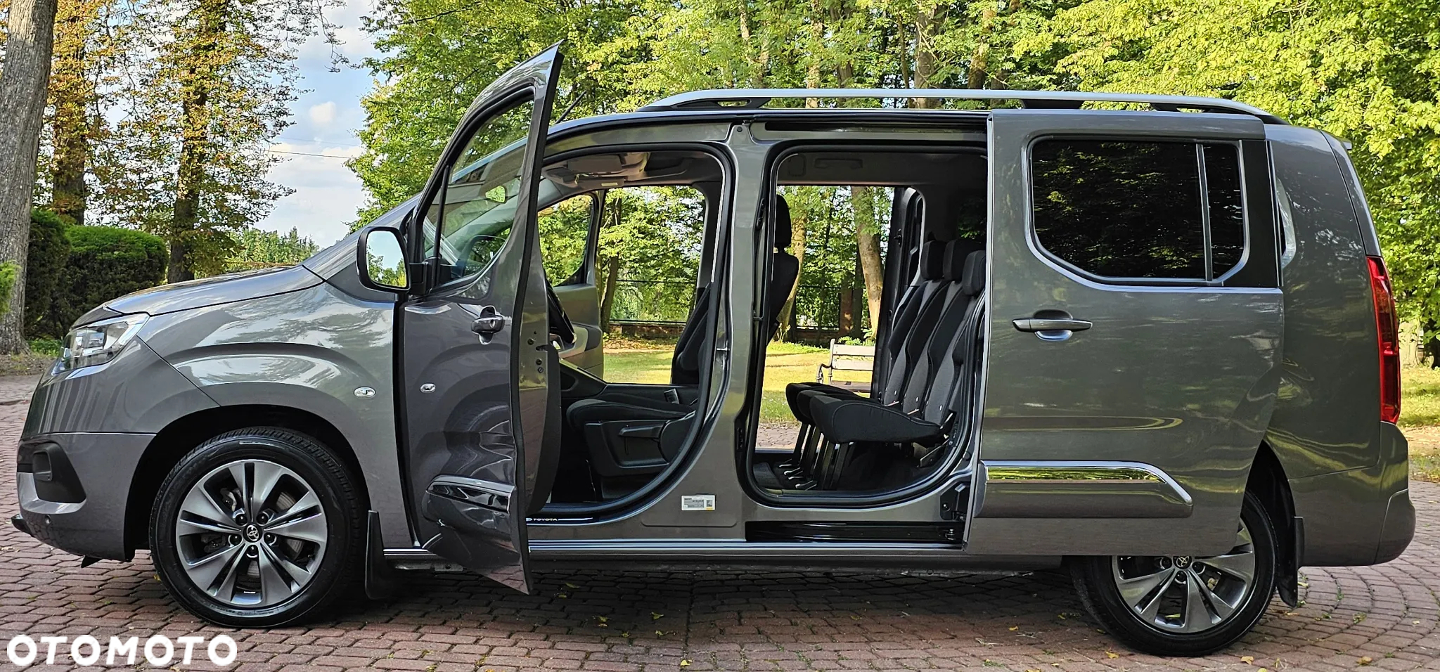 Toyota Proace City Verso 1.5 D-4D L2 Comfort - 26