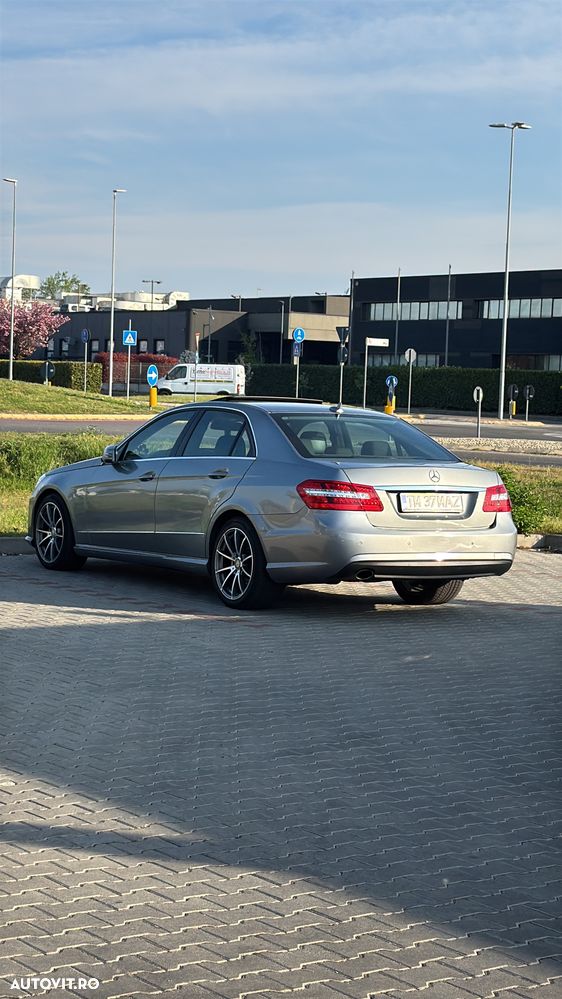 Mercedes-Benz E 200 CGI BlueEFFICIENCY Automatik - 10