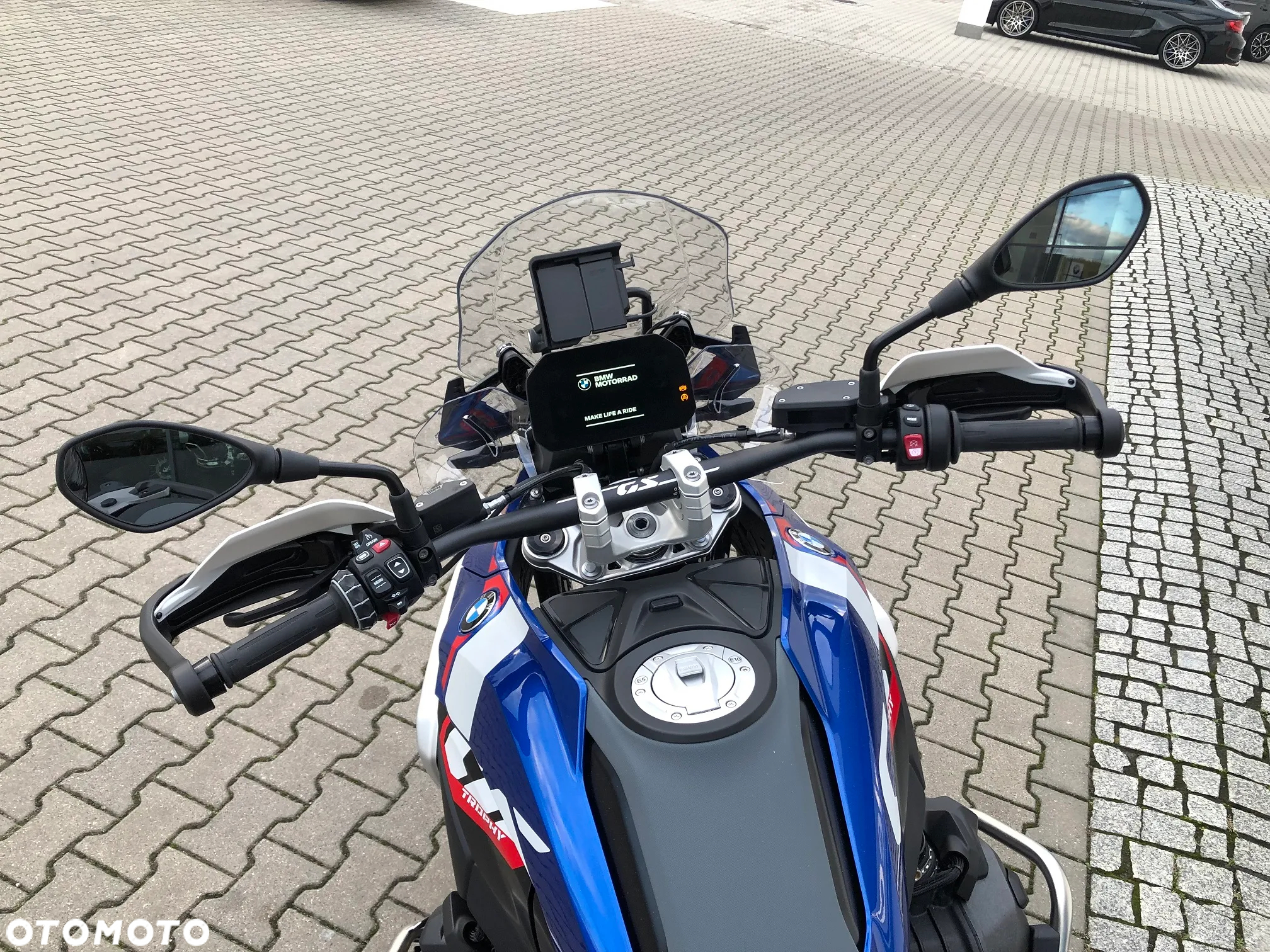 BMW R - 8
