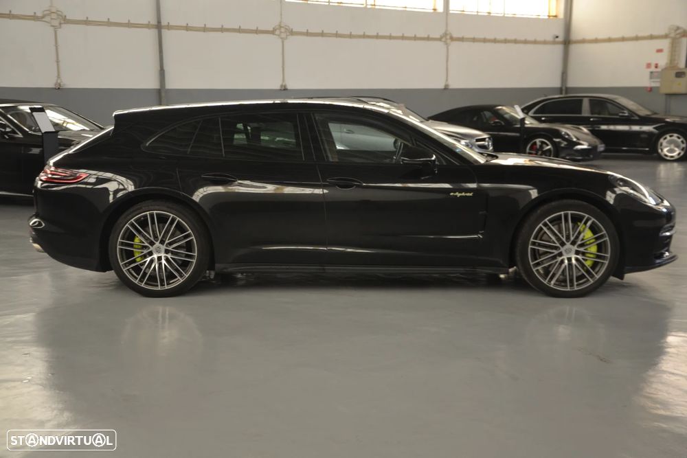Porsche Panamera Sport Turismo 4 E-Hybrid Platinum Edition - 8