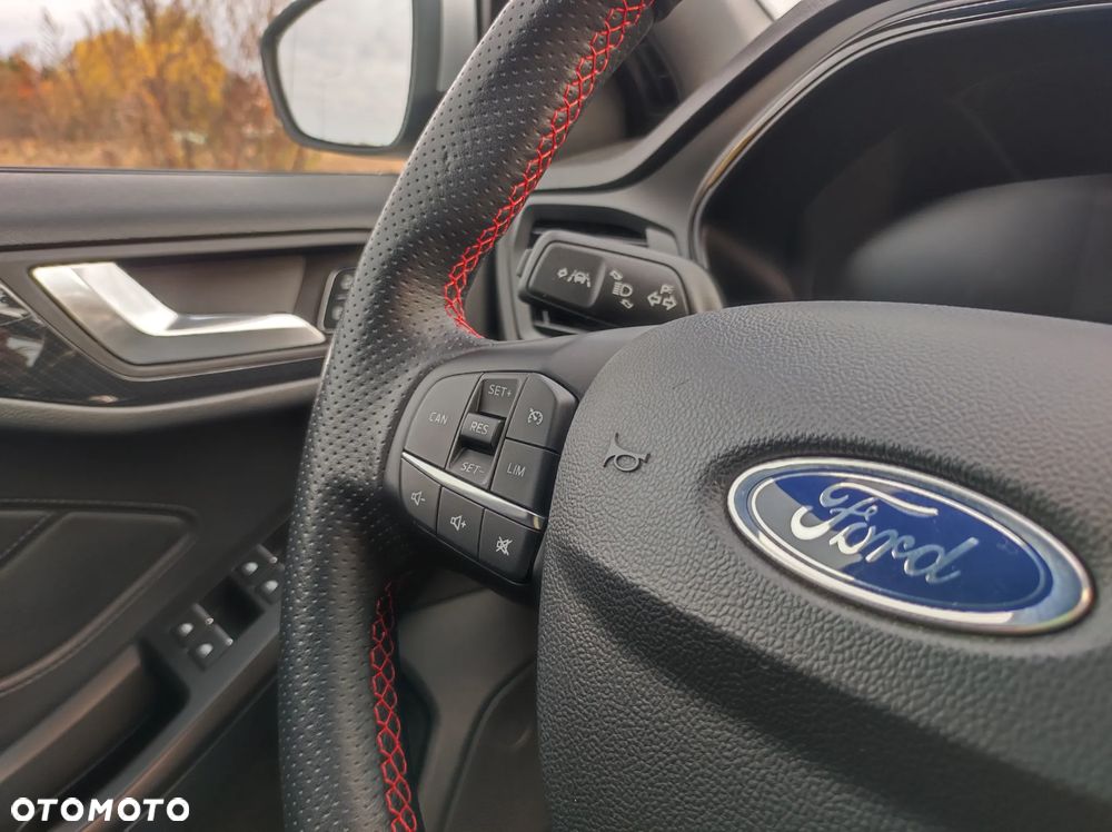 Ford Focus 1.5 EcoBlue ST-Line - 23