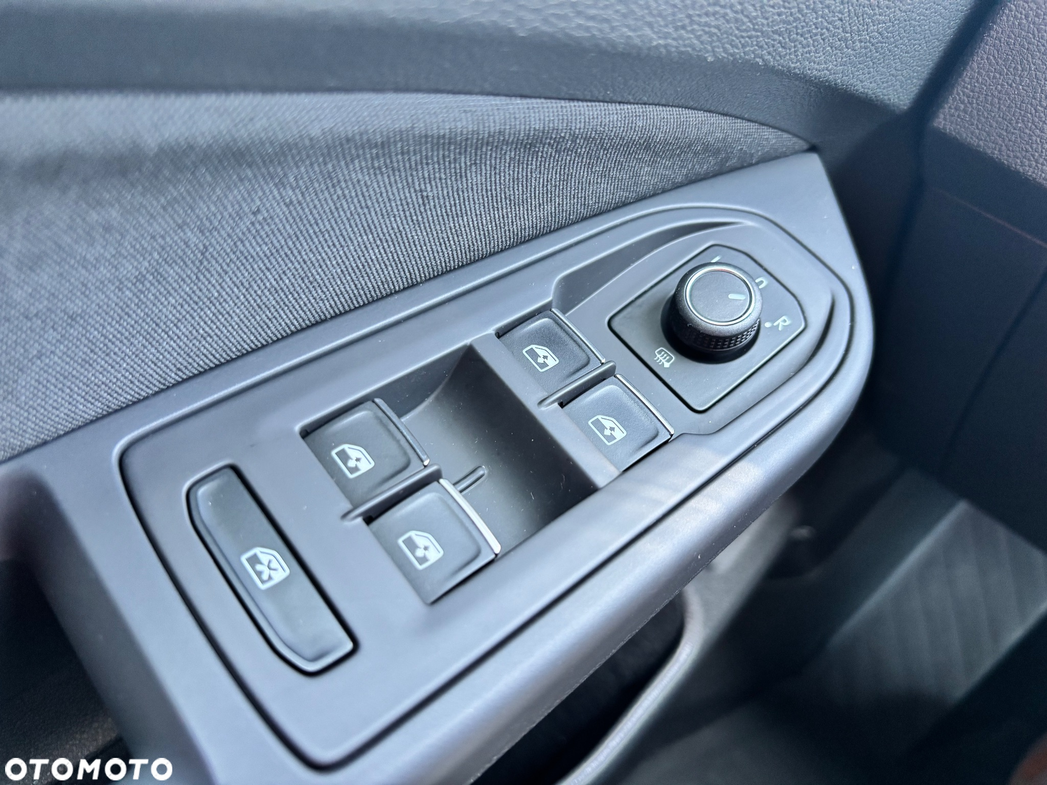 Volkswagen Golf VIII 1.5 TSI EVO Life - 22