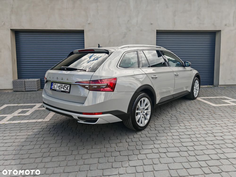 Skoda Superb 2.0 TDI SCR 4x4 Scout DSG - 3