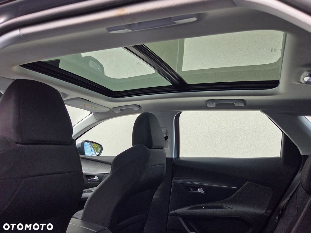 Peugeot 3008 1.6 BlueHDi Allure S&S EAT6 - 29