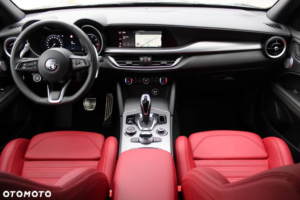 Alfa Romeo Stelvio 2.0 Turbo Veloce Q4 - 10