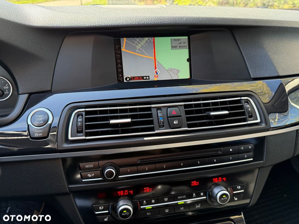 BMW Seria 5 520d - 7