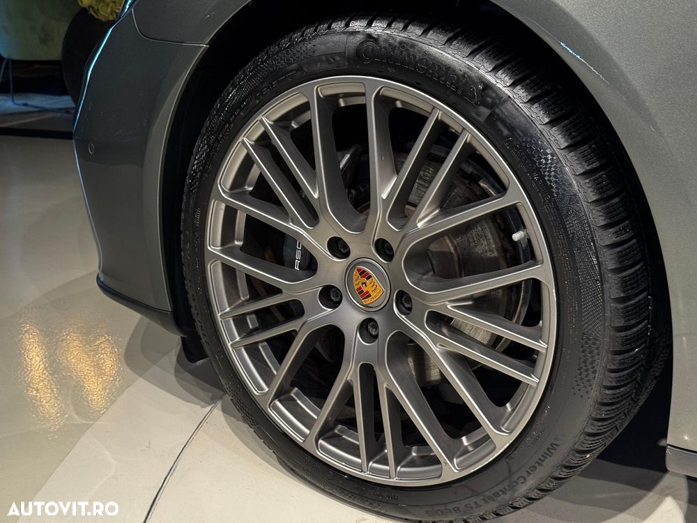 Porsche Panamera 4 - 7