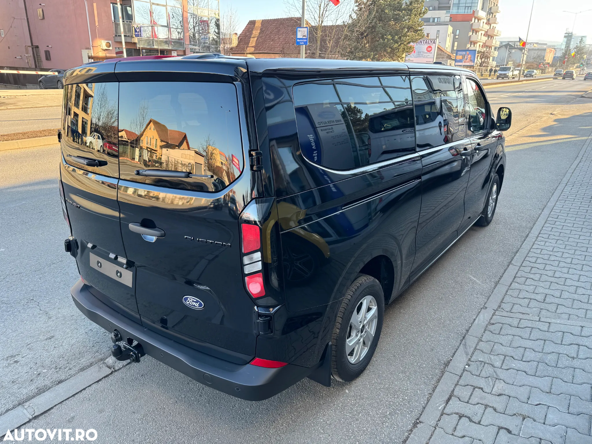 Ford Transit Custom Kombi 320 2.0 EcoBlue 170 CP L2H1 Trend Aut. - 7