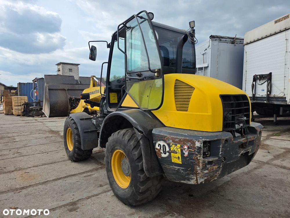 Komatsu WA100 - 4