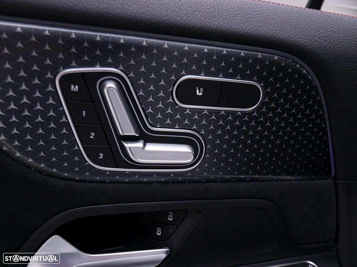 Mercedes-Benz EQA 300 4Matic AMG Line - 17