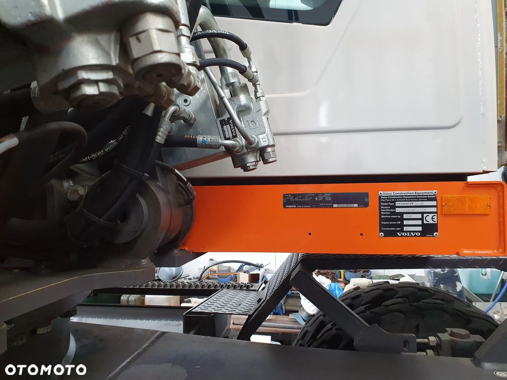 Volvo - 16