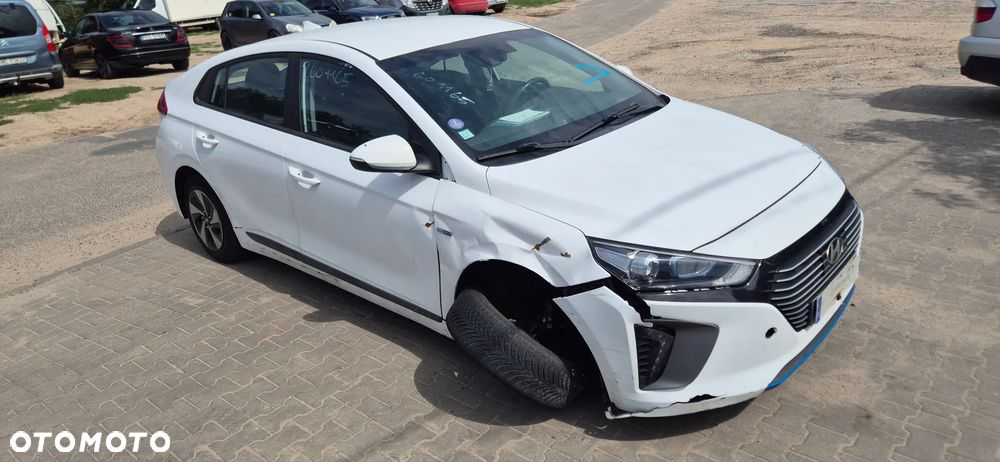 Hyundai IONIQ Hybrid Platinum - 3