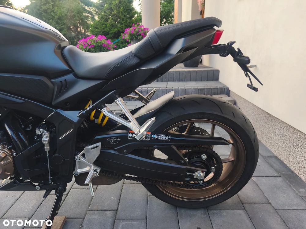 Honda CB - 18