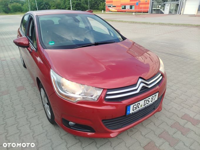 Citroën C4 VTi 120 90 Jahre - 6