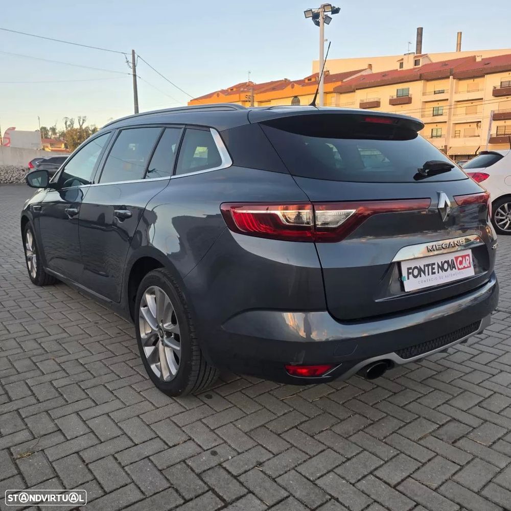 Renault Mégane Sport Tourer - 5