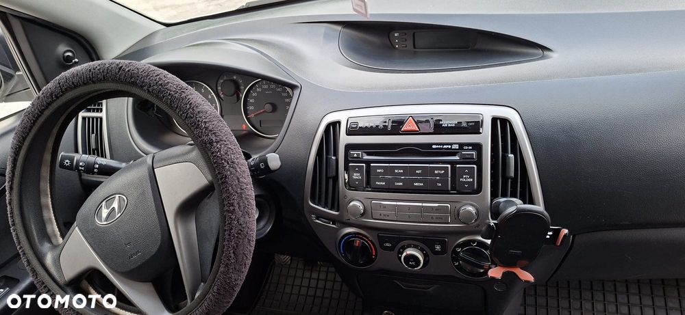 Hyundai i20 1.25 Classic + - 17