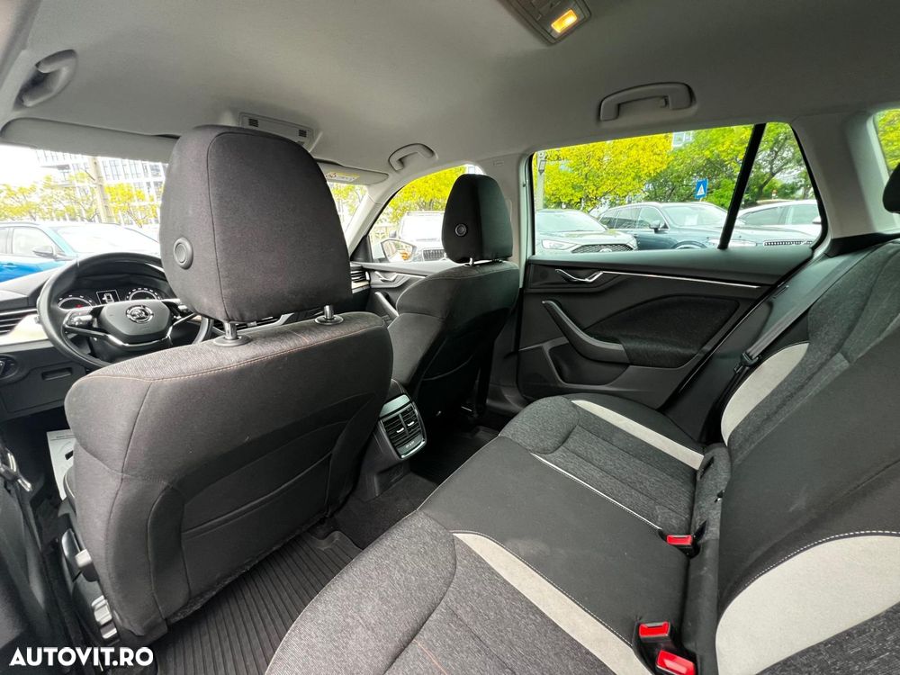 Skoda Kamiq 1.0 TSI DSG Style - 10