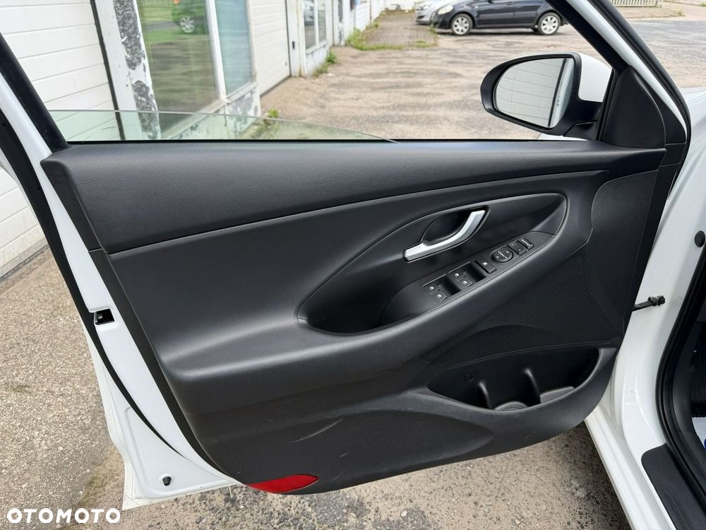 Hyundai i30 - 17