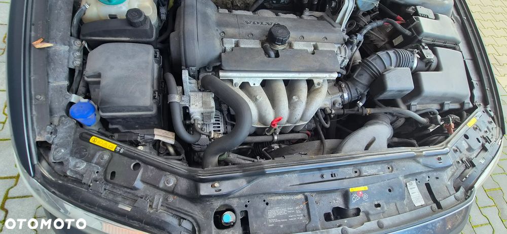 Volvo S60 2.4 Premium - 35