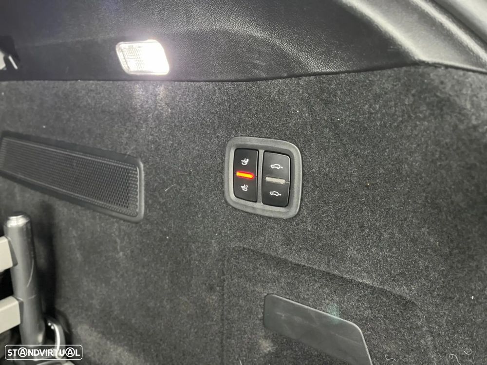 Porsche Cayenne Coupé E-Hybrid - 50