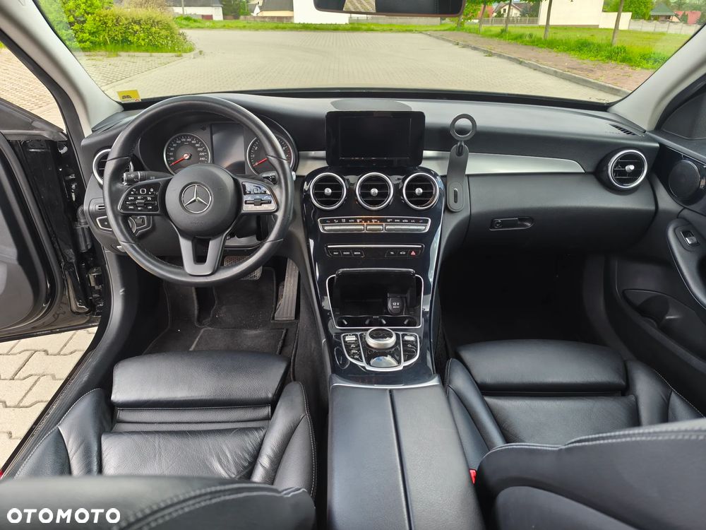 Mercedes-Benz Klasa C 200 4MATIC 9G-TRONIC - 15
