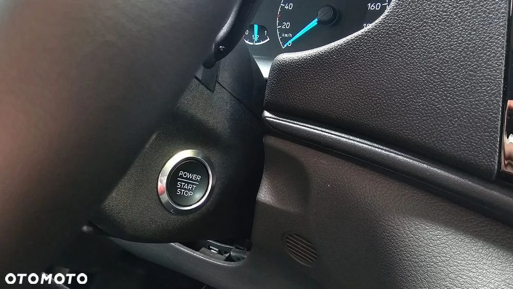 Ford Transit - 28