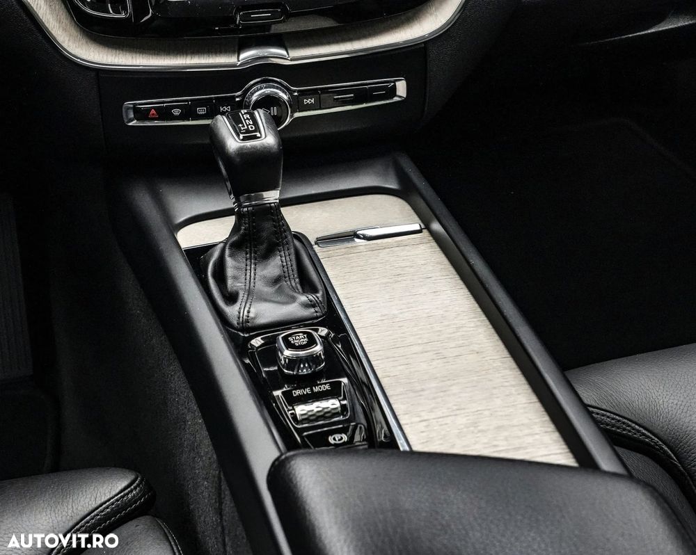 Volvo XC 60 D4 Inscription - 20