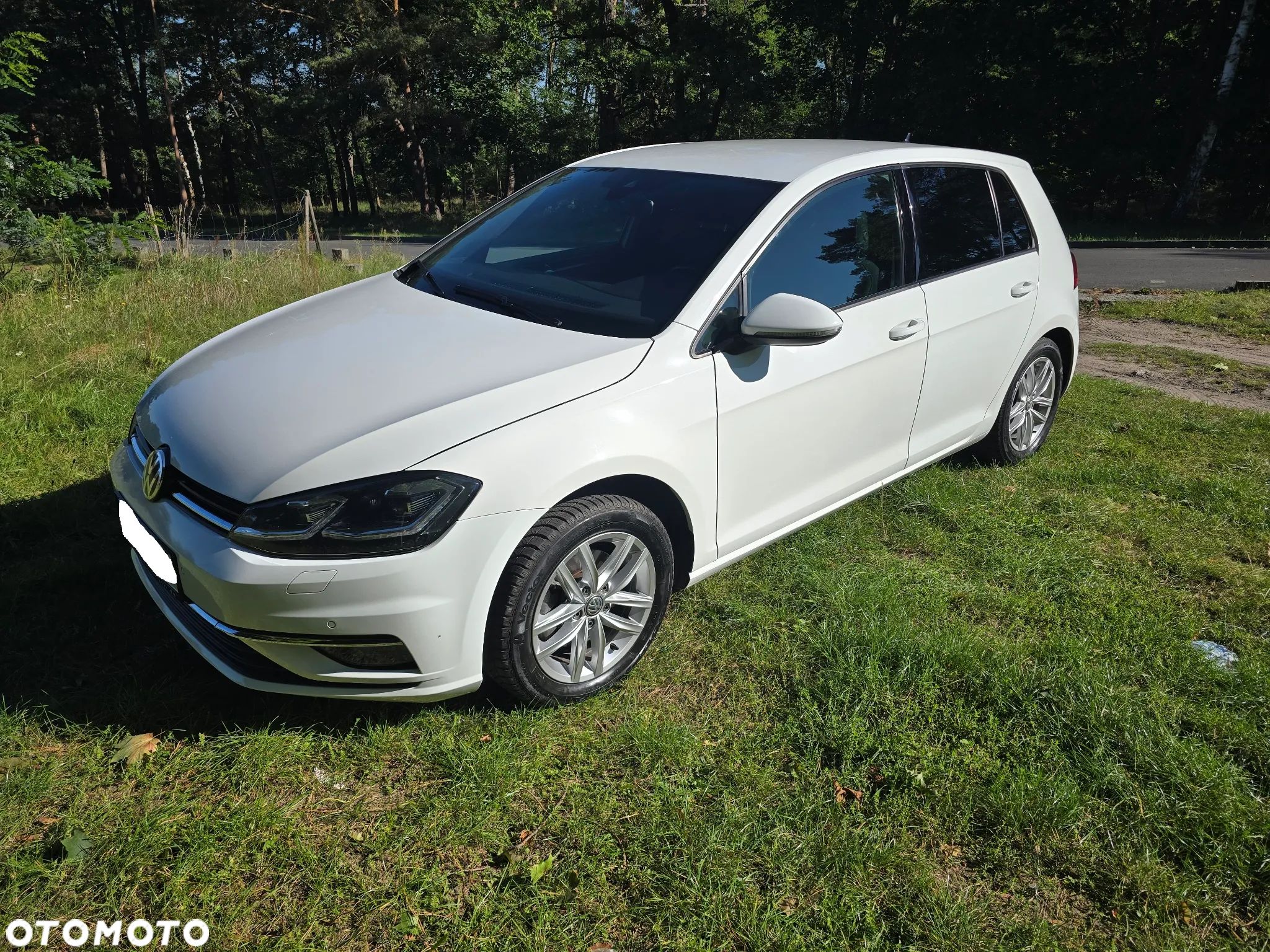 Volkswagen Golf 1.5 eTSI OPF DSG Style - 1