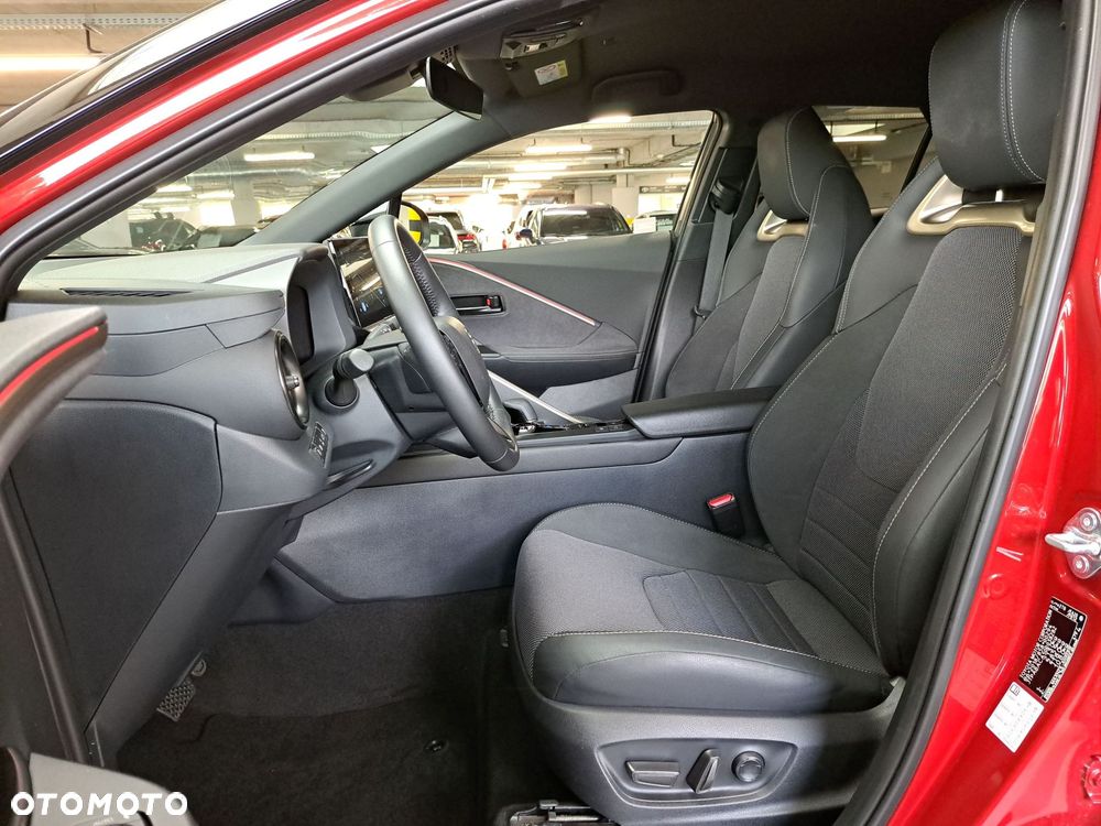 Toyota C-HR - 12